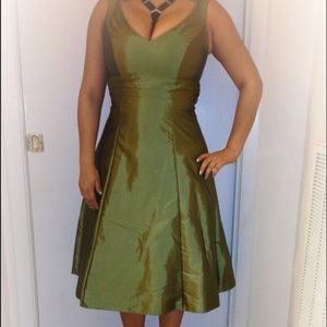 Formal Gown Taffeta Tea-Length